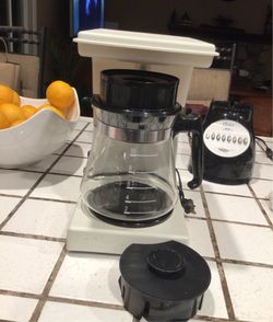 Cafetera buenas condiciones $5