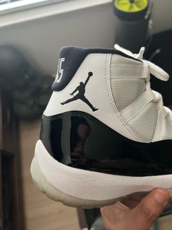 Air Jordan 11 concords