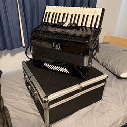 34 Key Piano Accordion