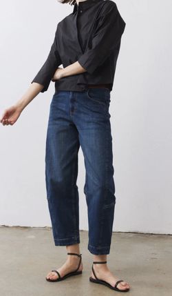 Womans Barrel Jeans