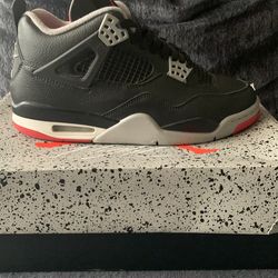 Retro 4s black fire red cements