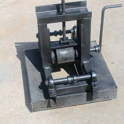 Square tubing bender