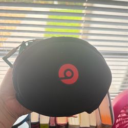 BEATS headphones with 3.5m dongle