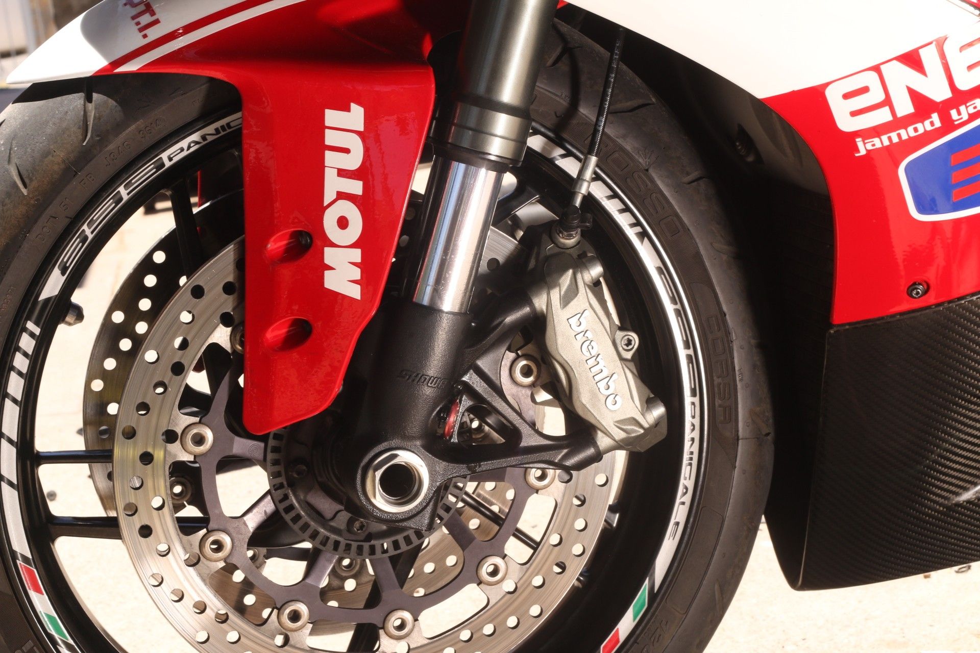 Ducati 899 panigale. Final edition