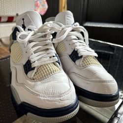 Air Jordan 4 Metro Midnight Navy