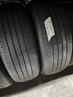 2 USED 26560R20 Dunlop All Season tires for $140 installed and balance.  26560R20 265/60/20 265/60/R20 265-60-20 265-60-R20 AIl NEW tires come with 1