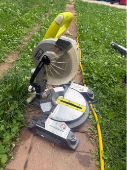 Miter saw 7 1/4 in