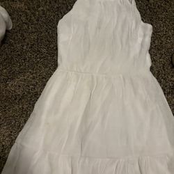 White casual mini dresses 