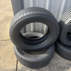 2 llantas 245/40/18 dela michelin 95% de vida 