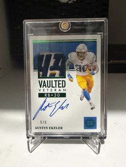 Austin ekeler vaulted veteran 5/5 auto