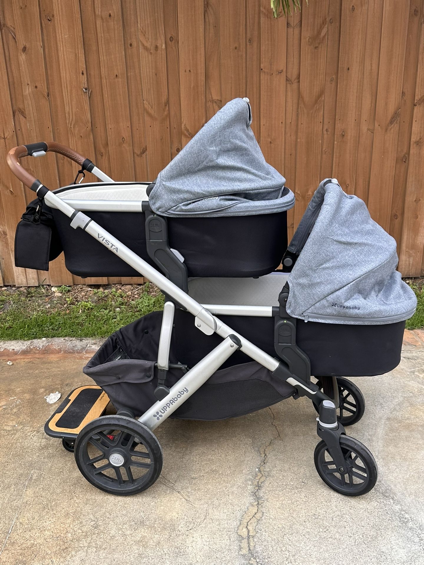 Uppababy Vista Twin Stroller