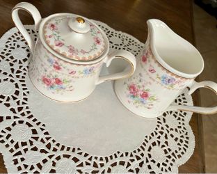 Sugar And Creamer Set
