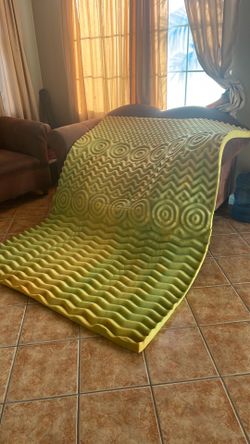 Full size mattress topper