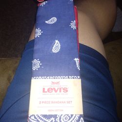 LOT OF 2 BRAND NEW LEVIS BANDANA 