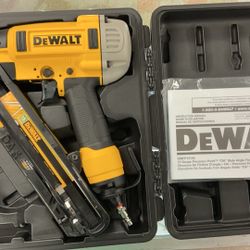 Dewalt Finish Nailer