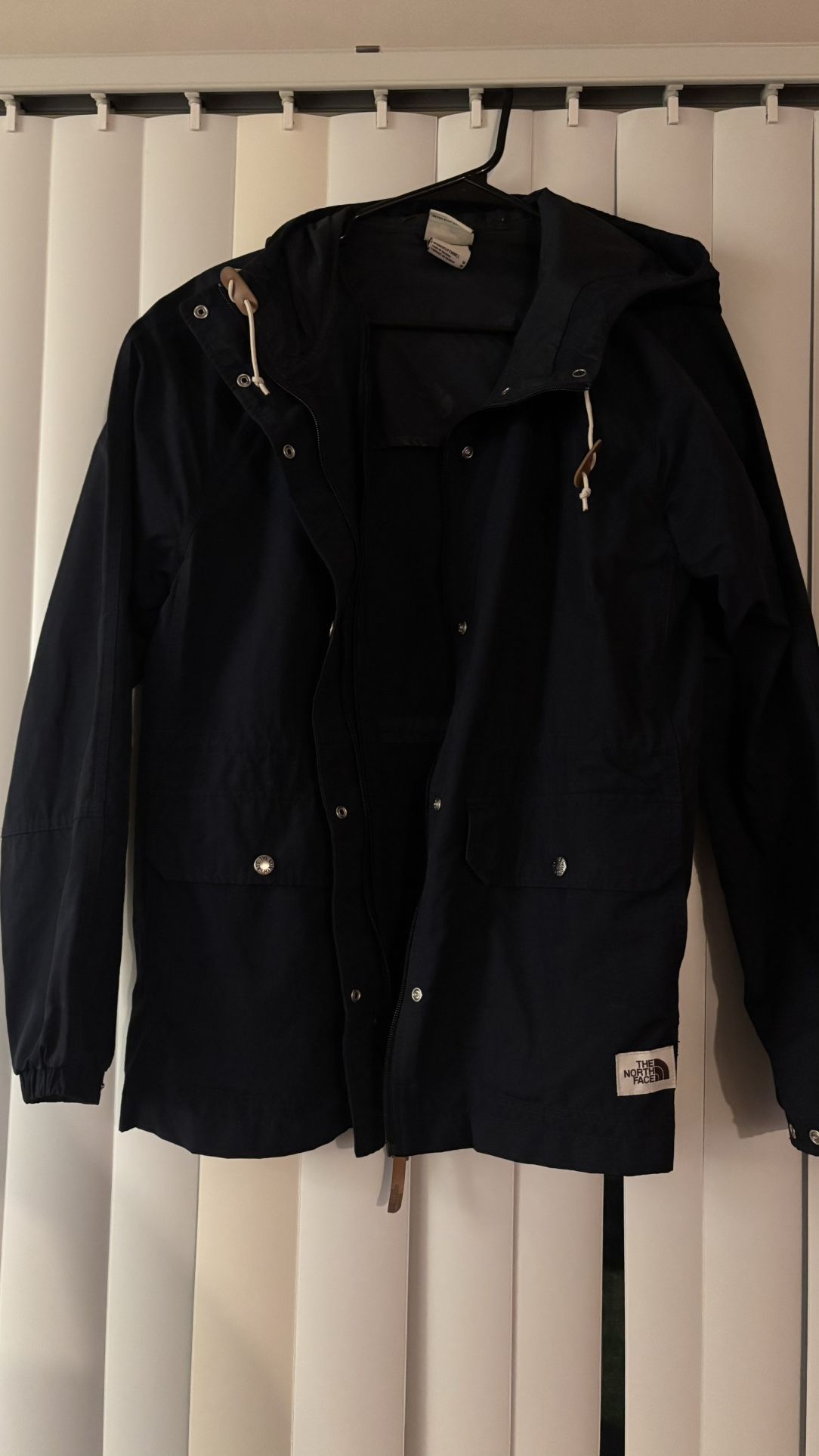 Women medium Windbreaker