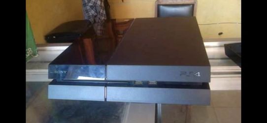 Ps4 still new with cables