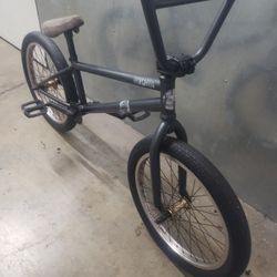 BMX BICYCLE FOR SALE
