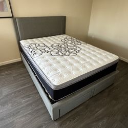 Bamboo  Pillow Top 12” Thick Queen Size Mattress.     Brand New Mattress.    All Sizes Available.     ☎️📲(213)713-74-89