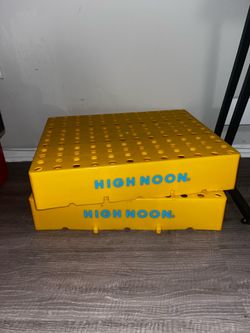 High noon display racks