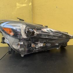 2017-2021 MAZDA CX-5 RH HEADLIGHT 