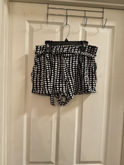 Move Out Sale: Black And White Shorts