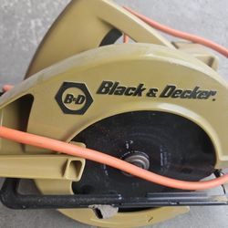 Black And Decker Circular Saw