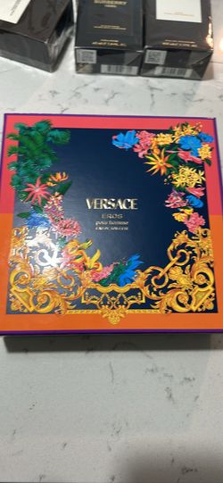 versace toiletry kit