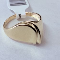14K Gold Fashion Ring