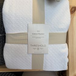 Threshold Cotton Blend - King 