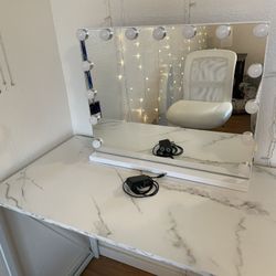Vanity Mirror with Lights