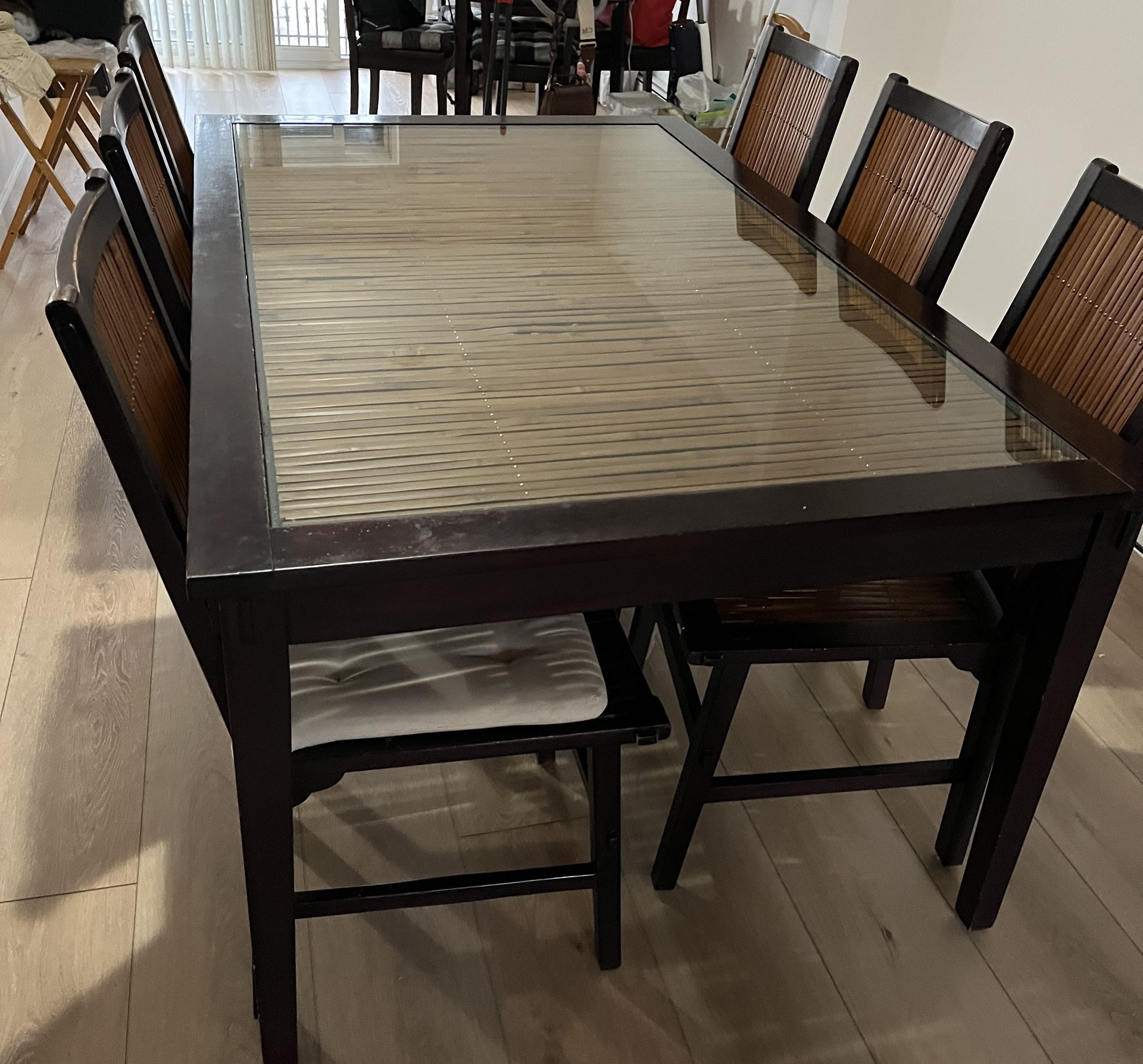 Pier One Dining Table with 6 Chairs