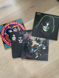 Kiss vinyls