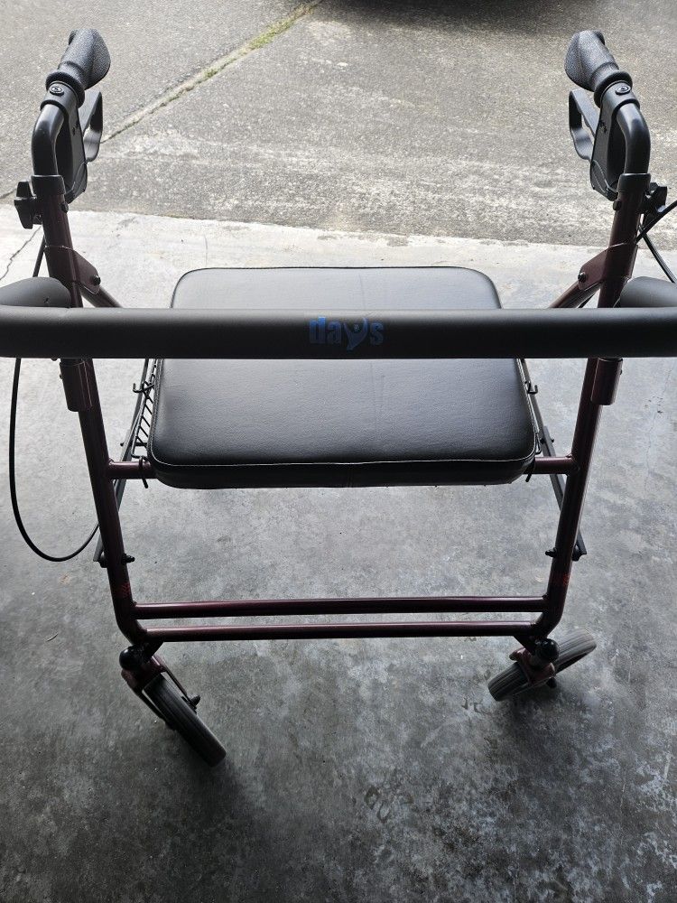 Days Bariatric Walker