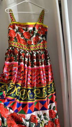 size L Women’s rose dress