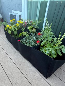 Fabric raised garden bed planter