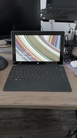 Microsoft Surface 2 Tablet with Keyboard