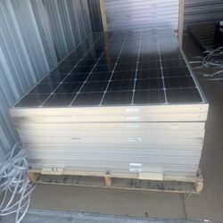 LG SOLAR PANEL 360W USED IN GOOD CONDITION 10 PANELS  