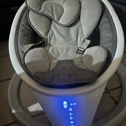 Munchkin Bluetooth Baby Swing