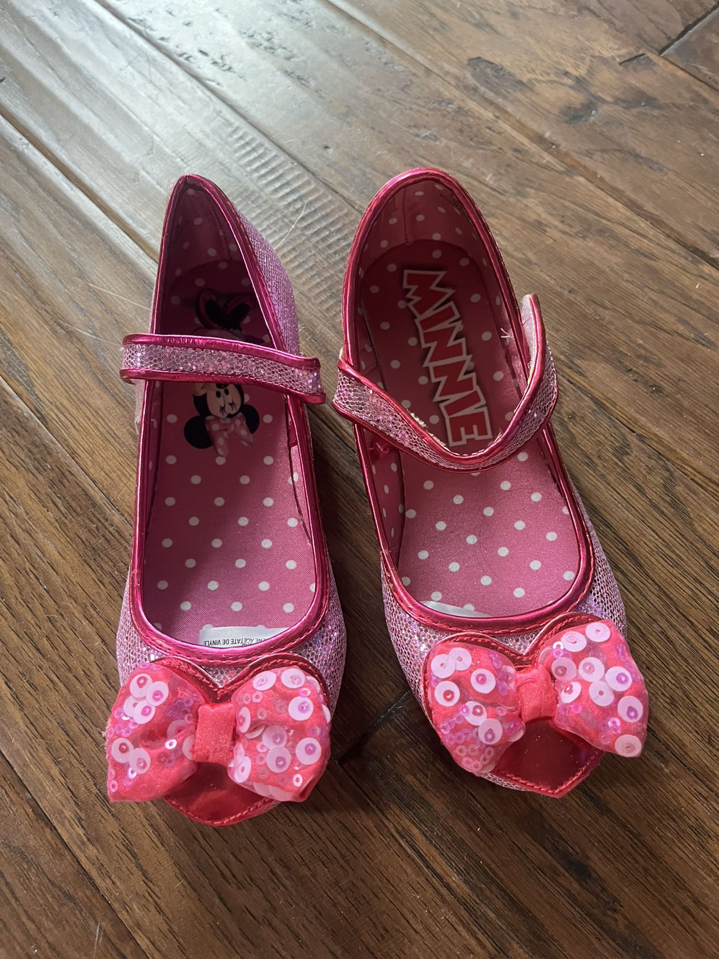 Minnie Mouse Shoes 
