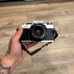 minolta xg -1 film camera