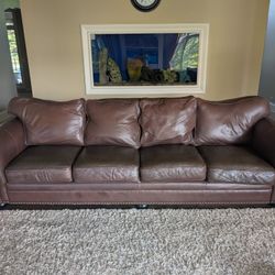 Walter E Smith Sofa Set