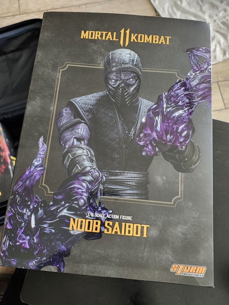 Various Mortal Kombat Collectibles