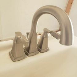 Bathroom vanity