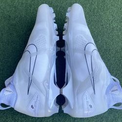 BRAND NEW π₯Nike Alpha Menace Elite 3 Flyknit Football Cleats White Size 8
