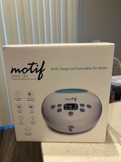 Motif breast pump