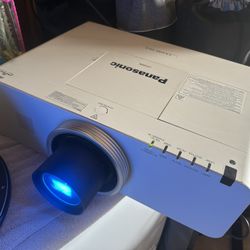 Panasonic Projector