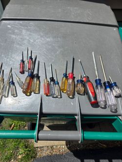 Craftsman screwdrivers lot