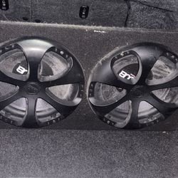 Dual 12” BOSS Subwoofers in Ported Box – Clean – Loud Bass