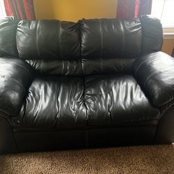 Black Faux Leather Loveseat 